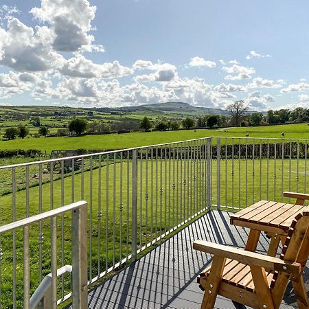 Brookfields Villa Middleham Bagian luar foto